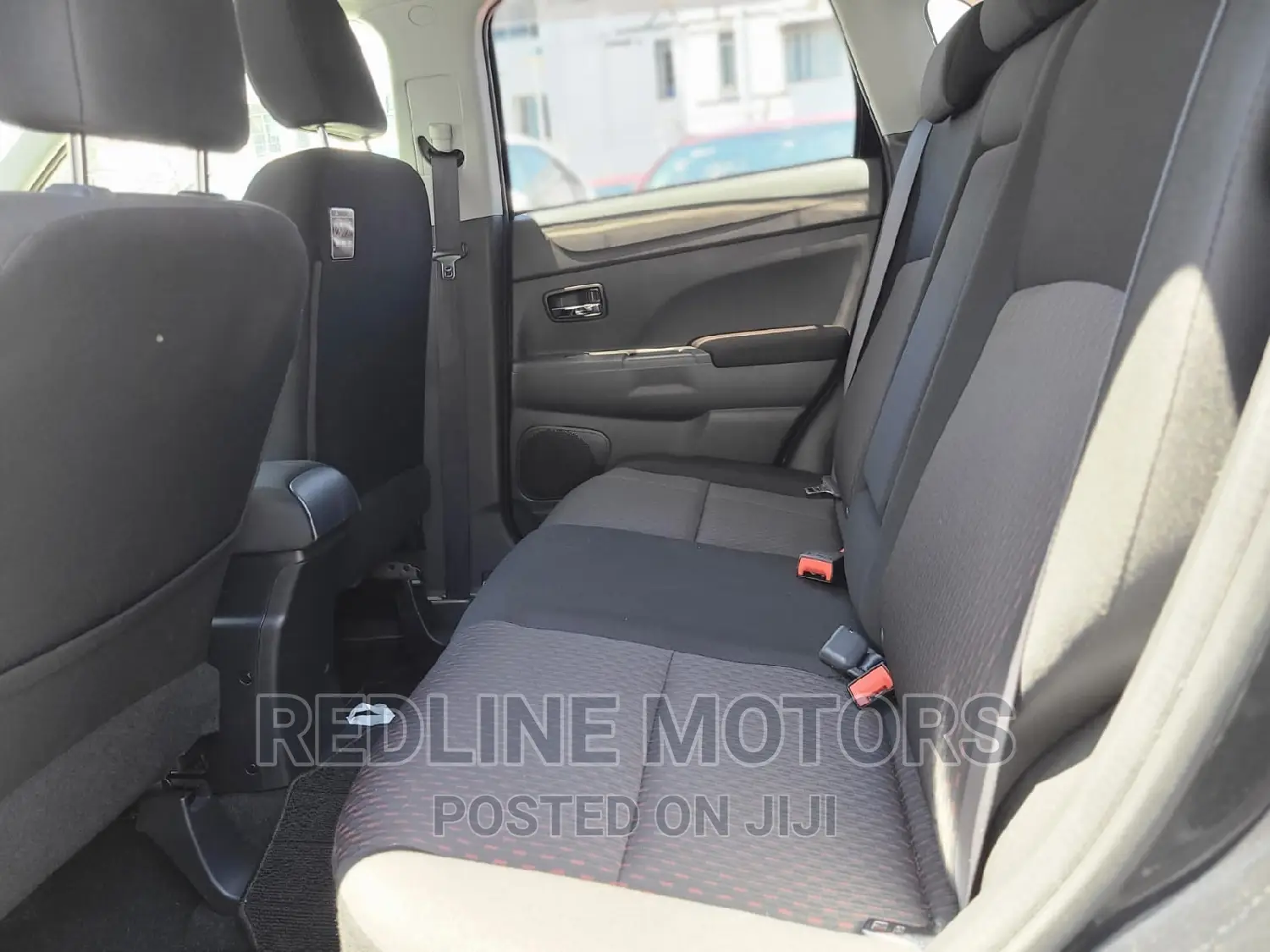 Mitsubishi RVR 2017 Black