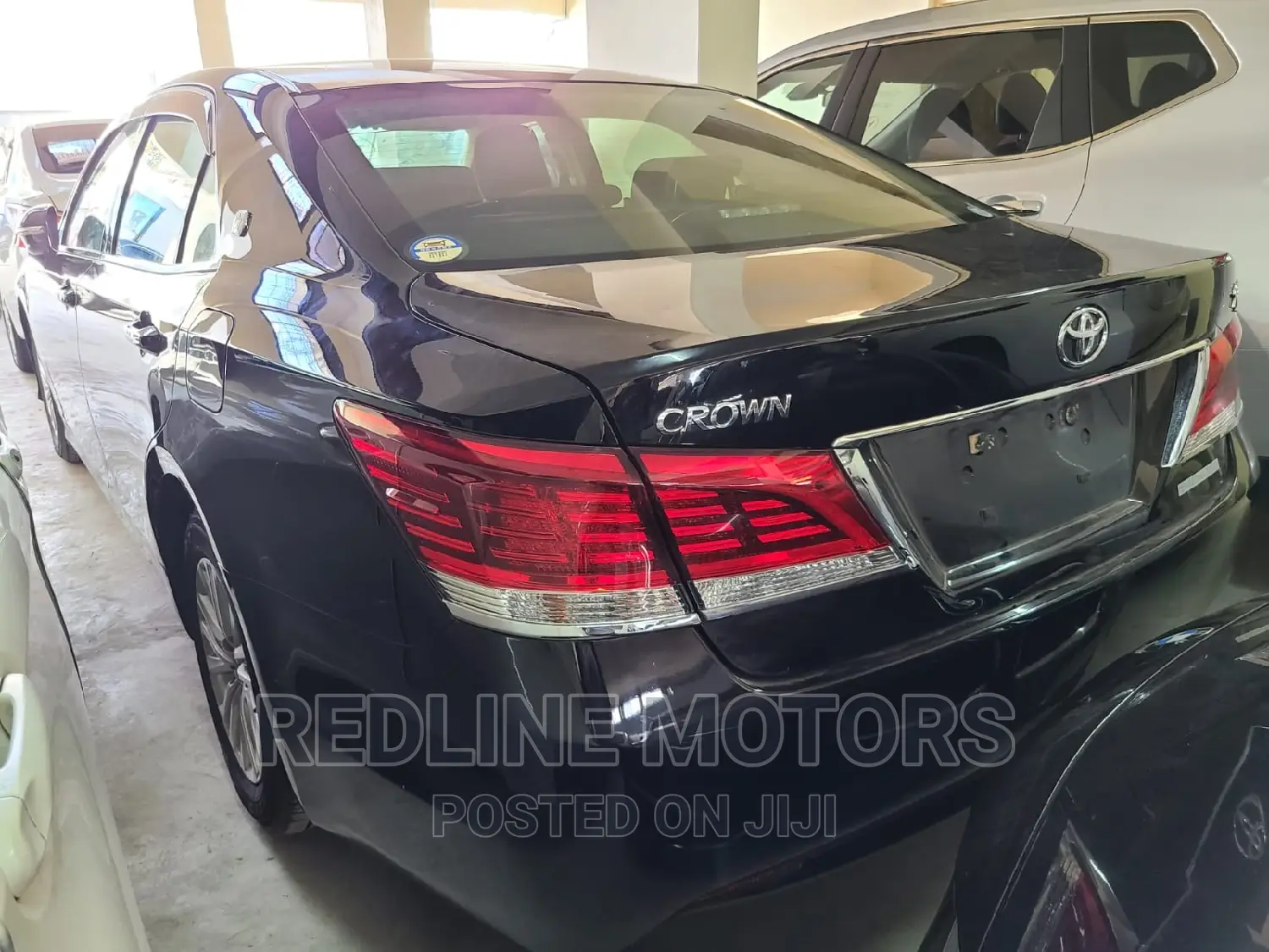 Toyota Crown 2017 Black