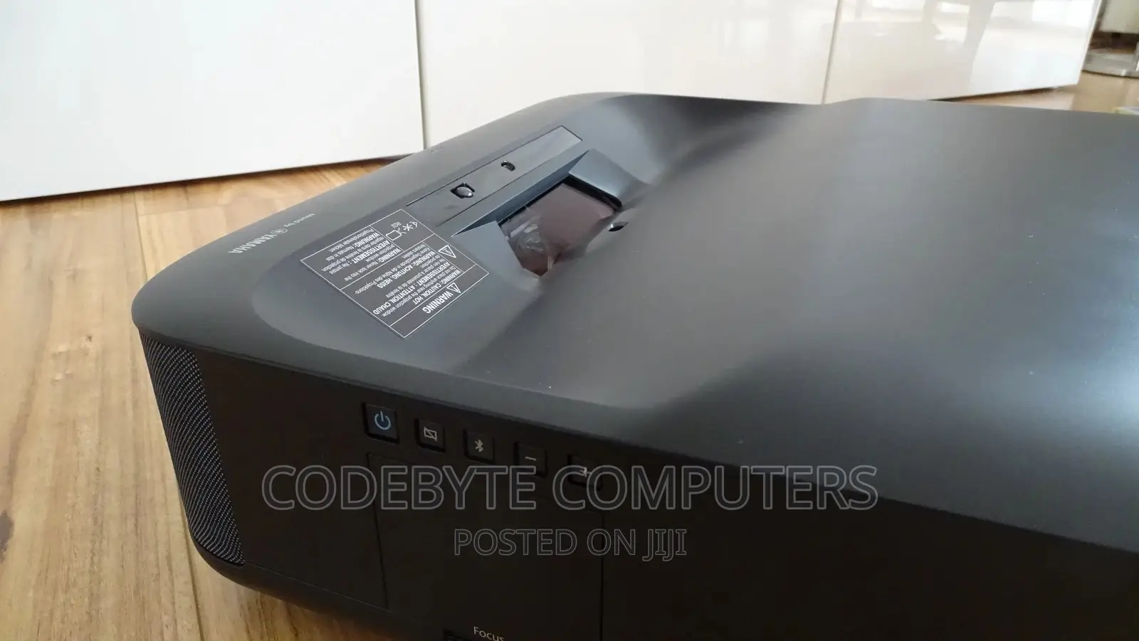 Epson EH-LS300B Full HD,3600 Lumen