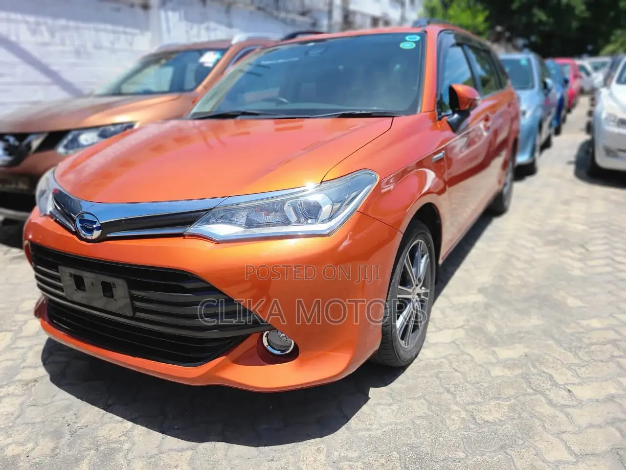 Toyota Corolla Fielder 2016 Gold
