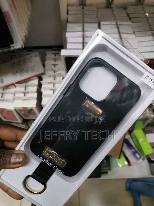 iPhone 12 /12 Pro Case Leather Hand Strap, Key Ring Black