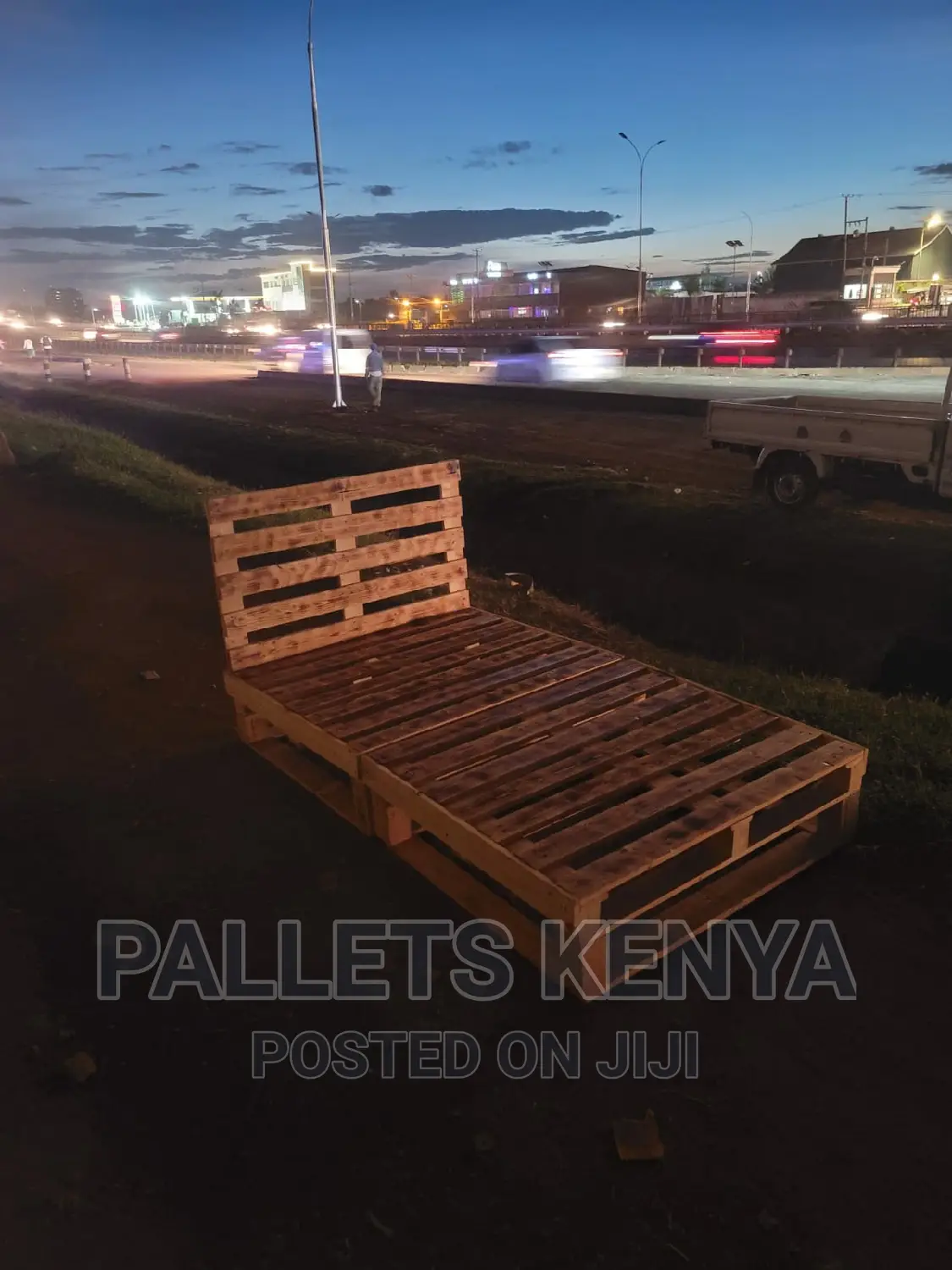 Pallet Bed- Detachable and Blazed Pallet Bed. (AA#003)