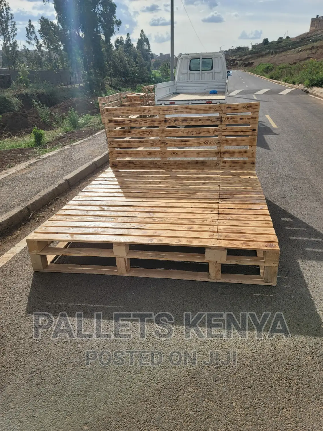 Pallet Bed- 6*6 Detachable and Blazed Pallet Bed.