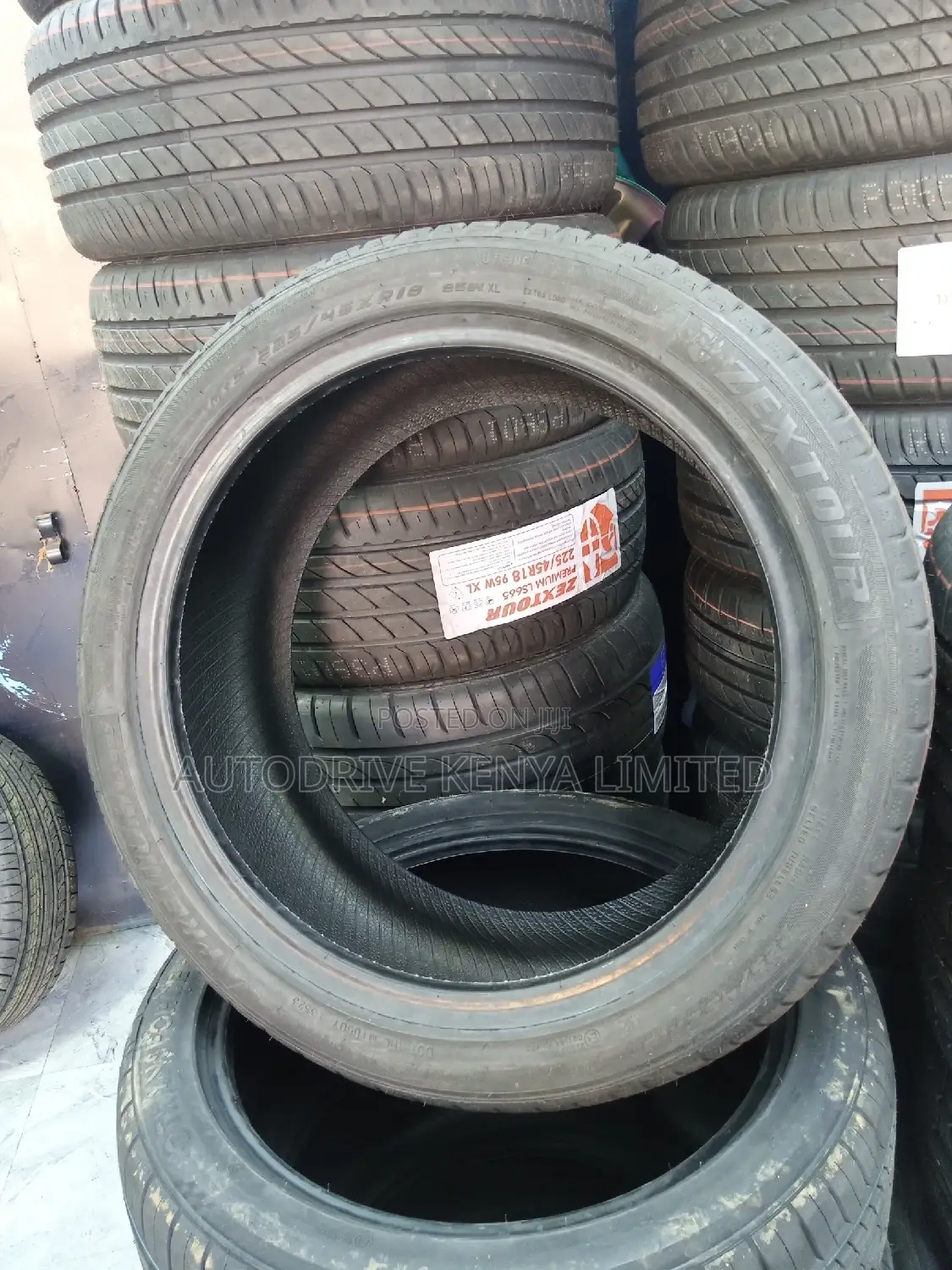 225/45r18 Zextour Tyre