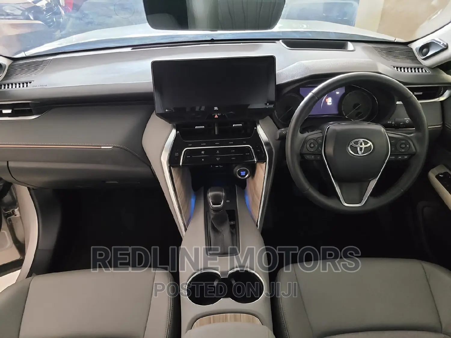 Toyota Harrier 2020 Silver