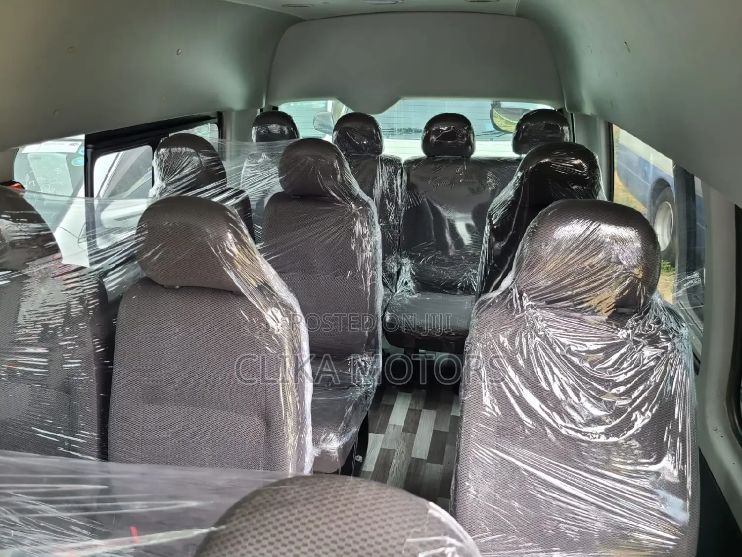Toyota HiAce 2016 White