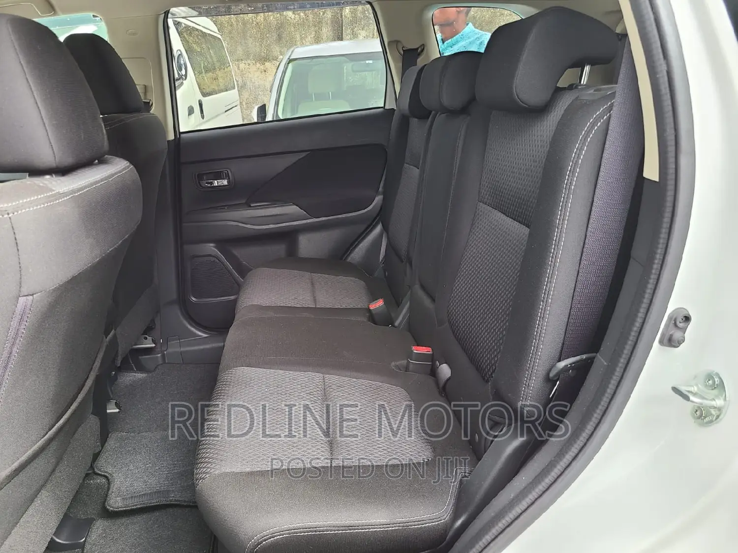Mitsubishi Outlander 2017 Pearl