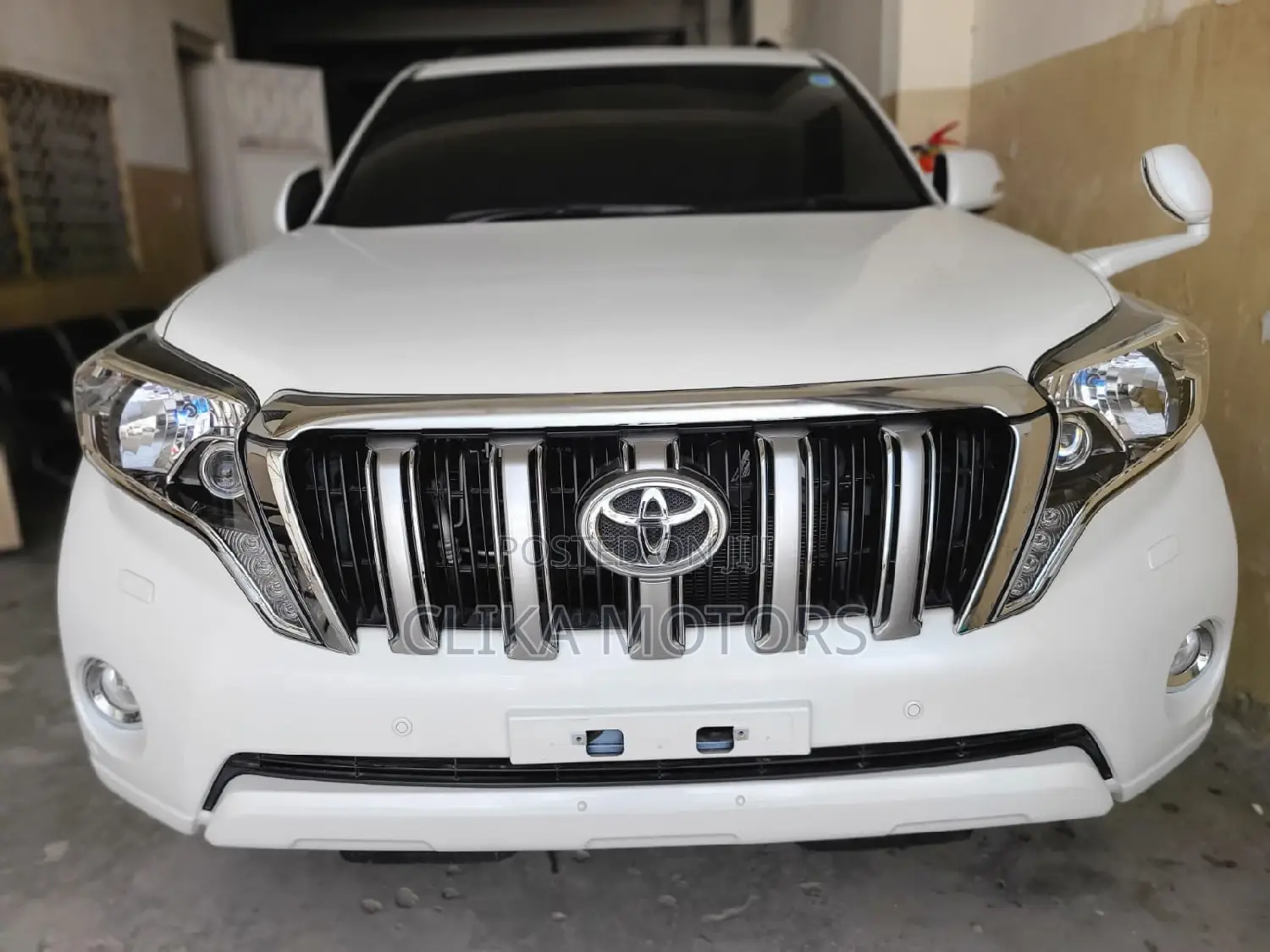 Toyota Land Cruiser Prado 2017 Pearl