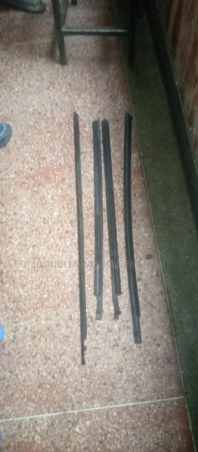 Weather Strip Toyota Hilux Millinium Ln145,Ln147,Ln165,Ln167