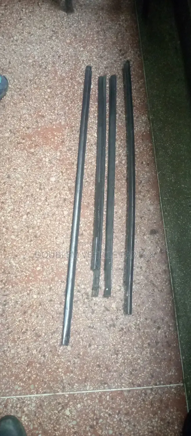 Weather Strip Toyota Hilux Millinium Ln145,Ln147,Ln165,Ln167