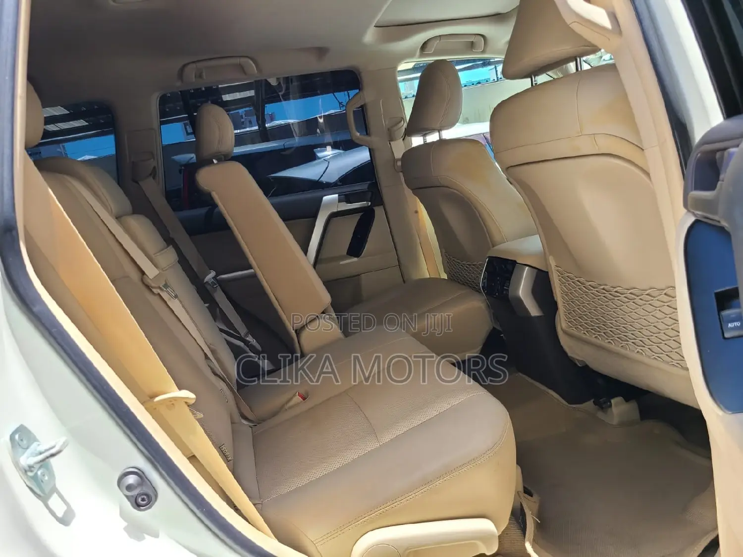 Toyota Land Cruiser Prado 2018 Pearl