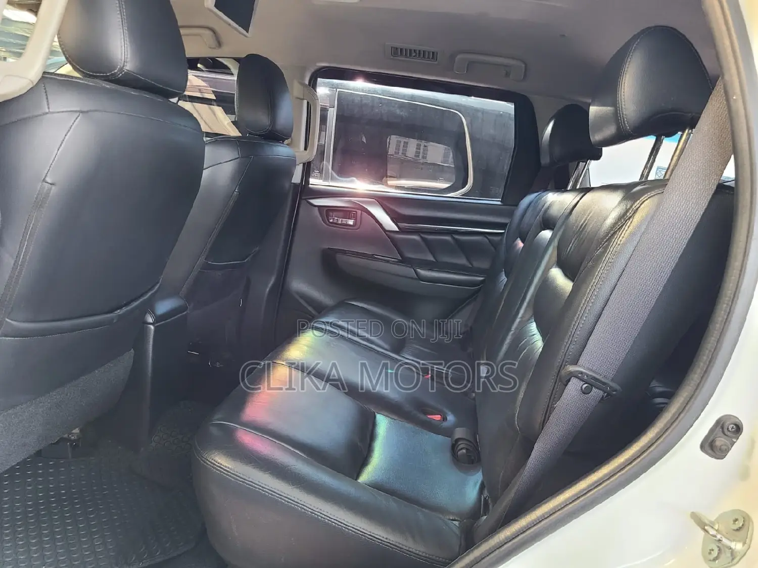 Mitsubishi Pajero Sport 2016 Pearl