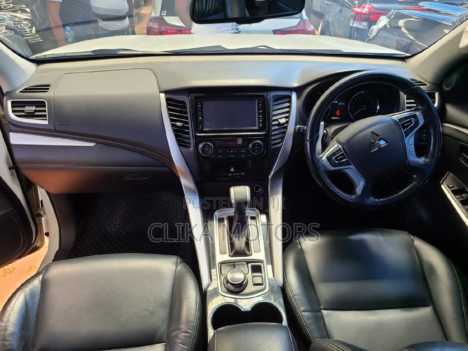 Mitsubishi Pajero Sport 2016 Pearl