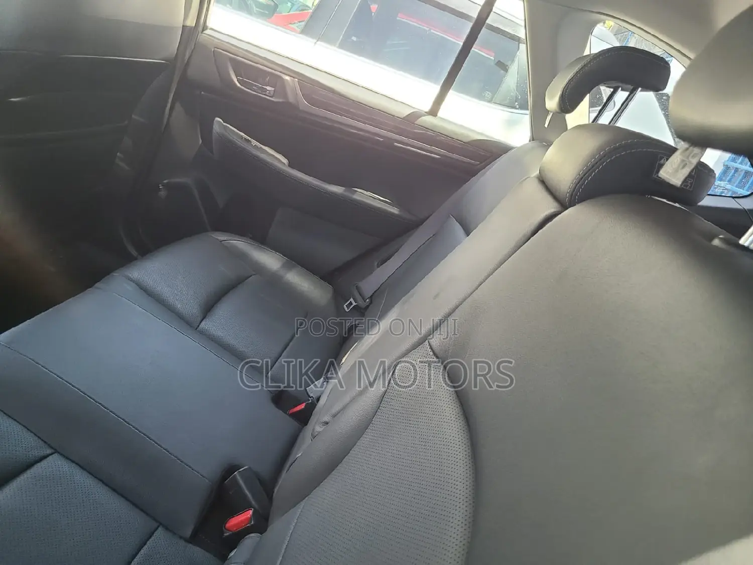 Subaru Outback 2016 Red