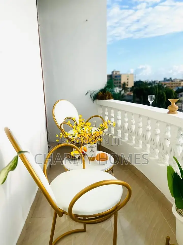 Cozy One Bedroom Available in South B