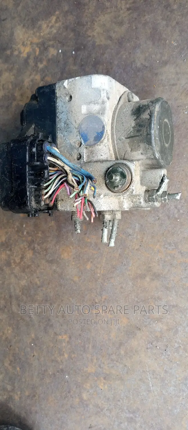 Toyota Vigo 4 Wd Abs Pump