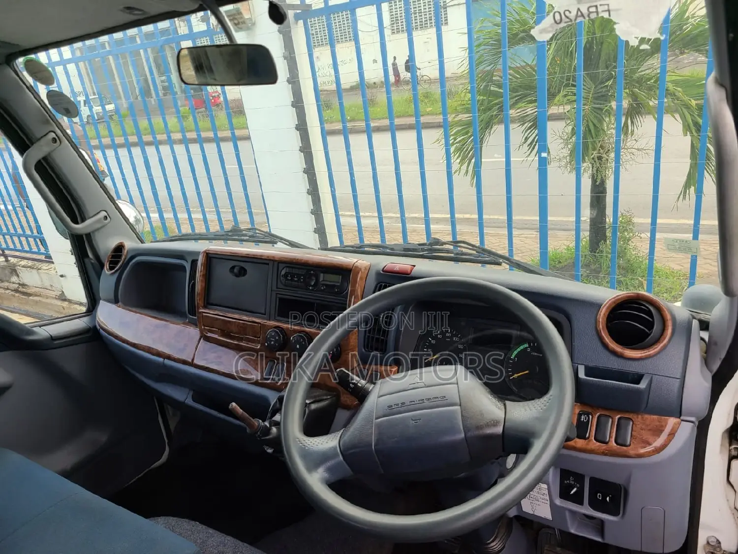Mitsubishi Canter 2016 Pearl