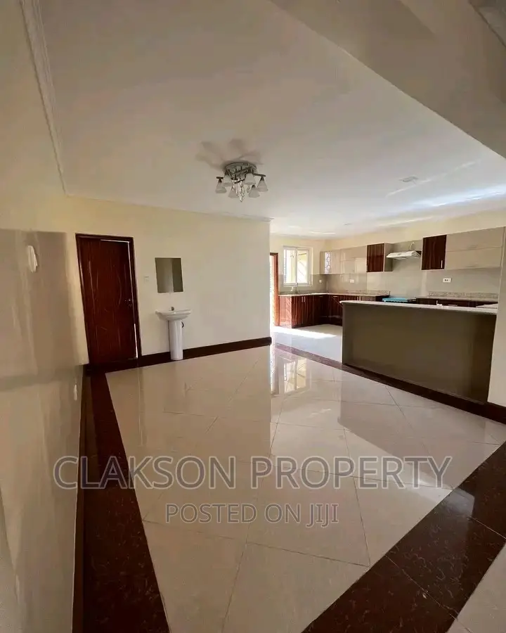 3bdrm Apartment in Riara Road, Kilimani for rent