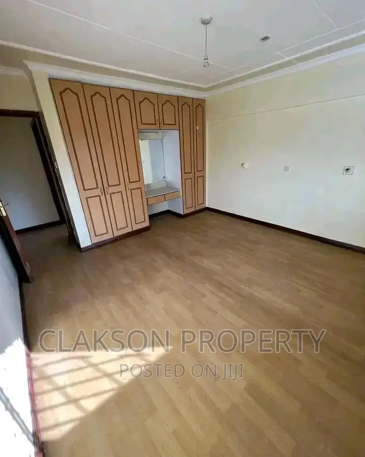 3bdrm Apartment in Riara Road, Kilimani for rent