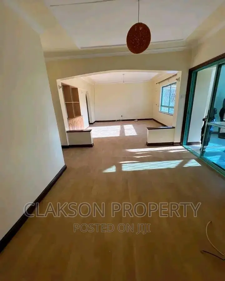 3bdrm Apartment in Riara Road, Kilimani for rent