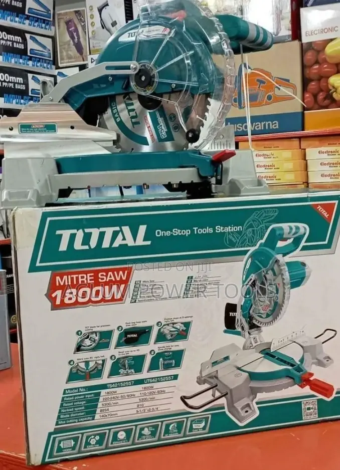 Powerful Circular Saw 1800W