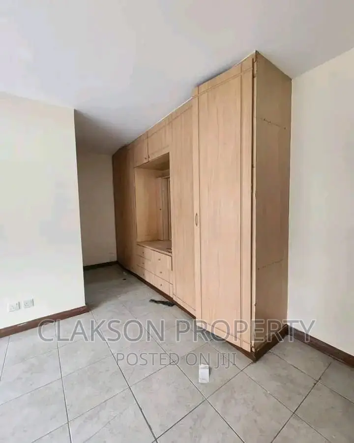 3bdrm Apartment in Lavington for sale