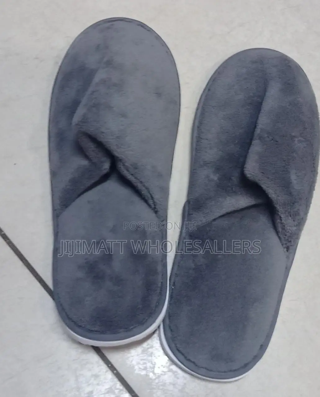 Adult Indoor Sandals Warm With Cotton and Soft Texture
