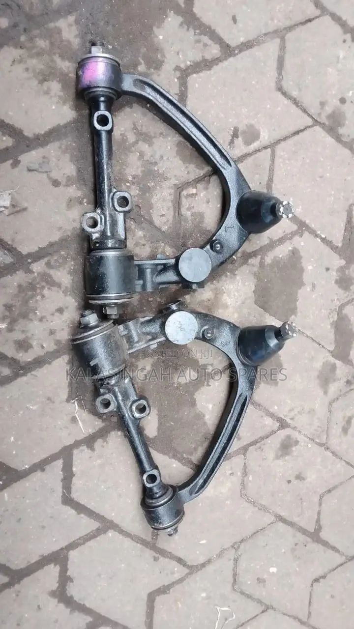 Control Arms Toyota Hiace 7l