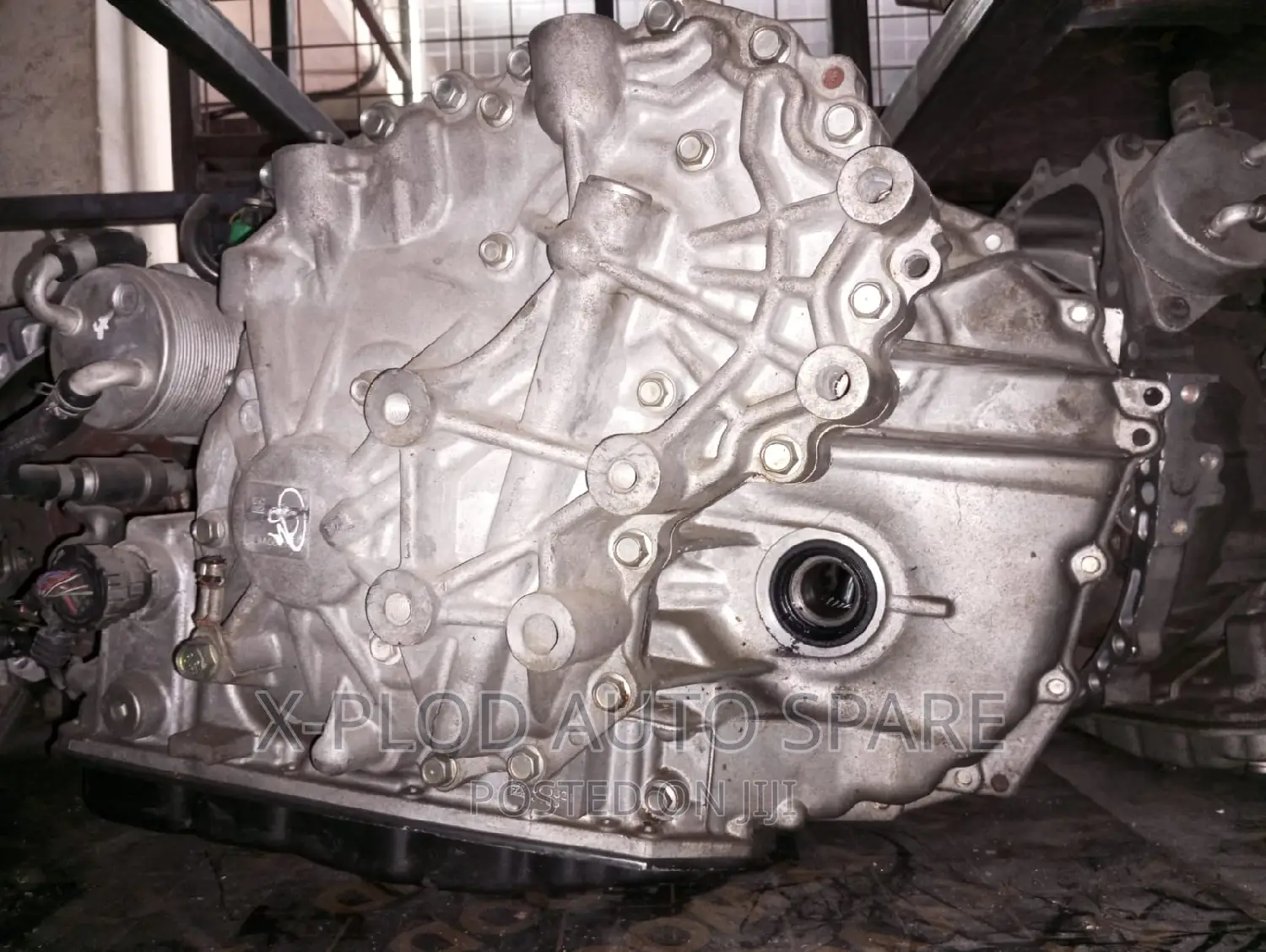 Nissan (X-Trail, Serena, Bluebird, Teana) MR20-2WD Gearbox.