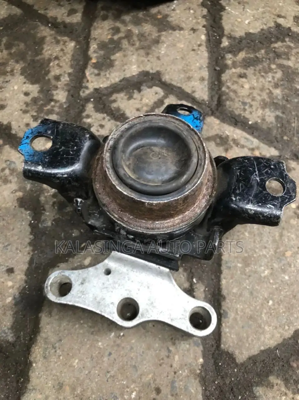 Engine Mounting Suzuki Alto