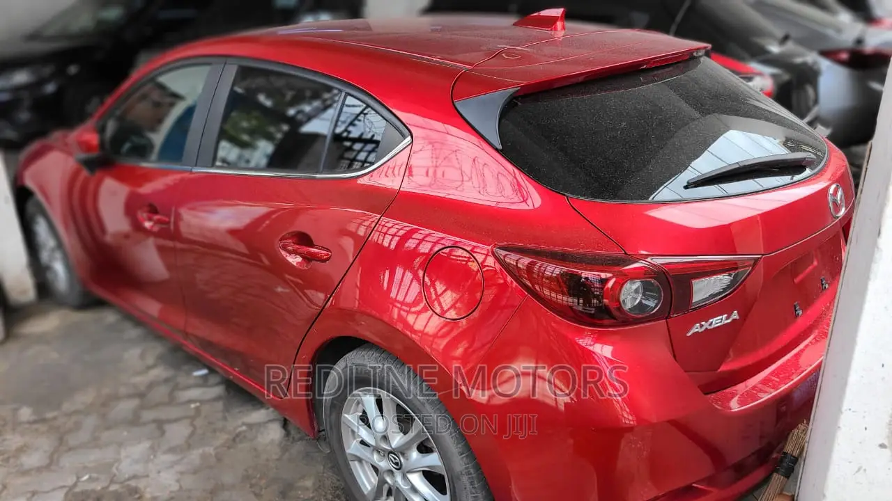 Mazda Axela 2017 Red