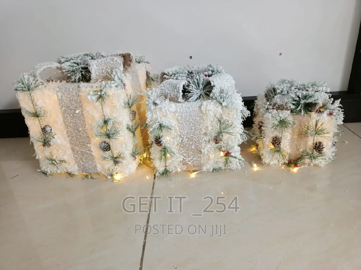 3pcs Set Snow Lighted Gift Box AA Battery Powered
