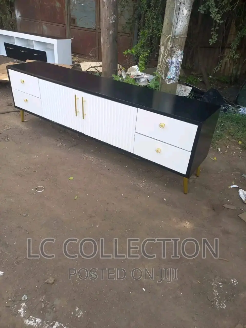 Morden Tv Stand