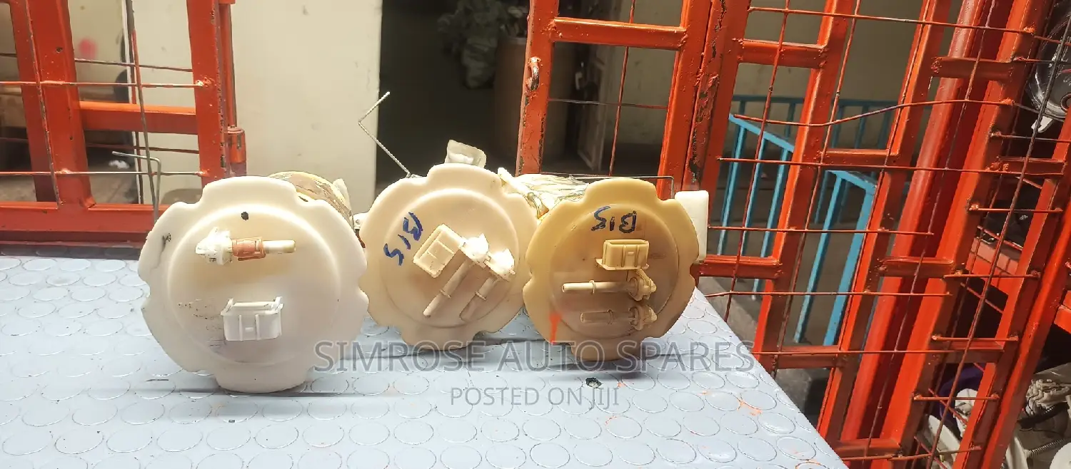 Fuel Pump Nissan Wingroad Y11, Y12 and Nissan Note.