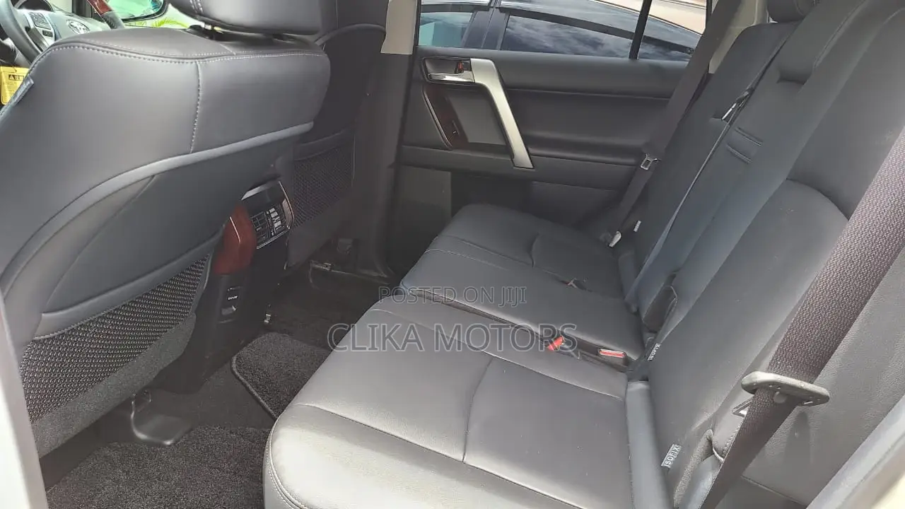 Toyota Land Cruiser Prado 2016 Pearl