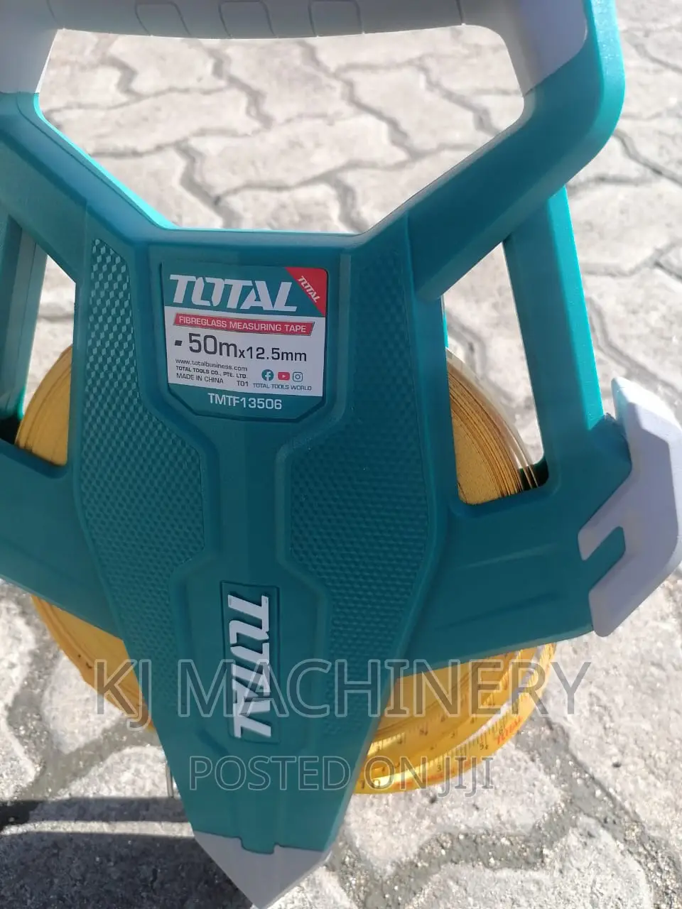 Total 100metres Tape Measures