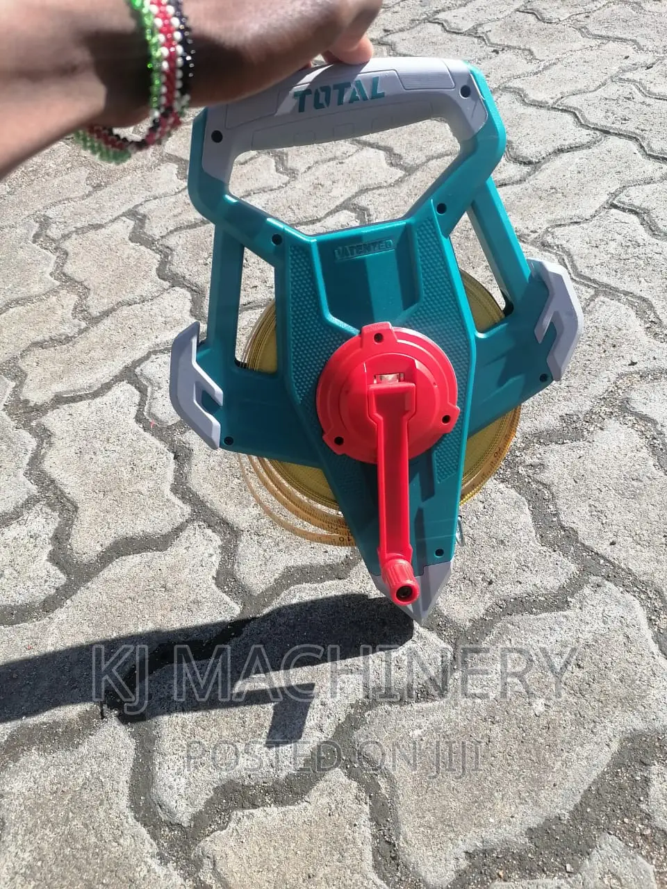 Total 100metres Tape Measures