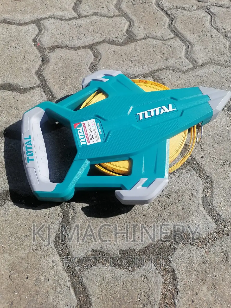 Total 100metres Tape Measures