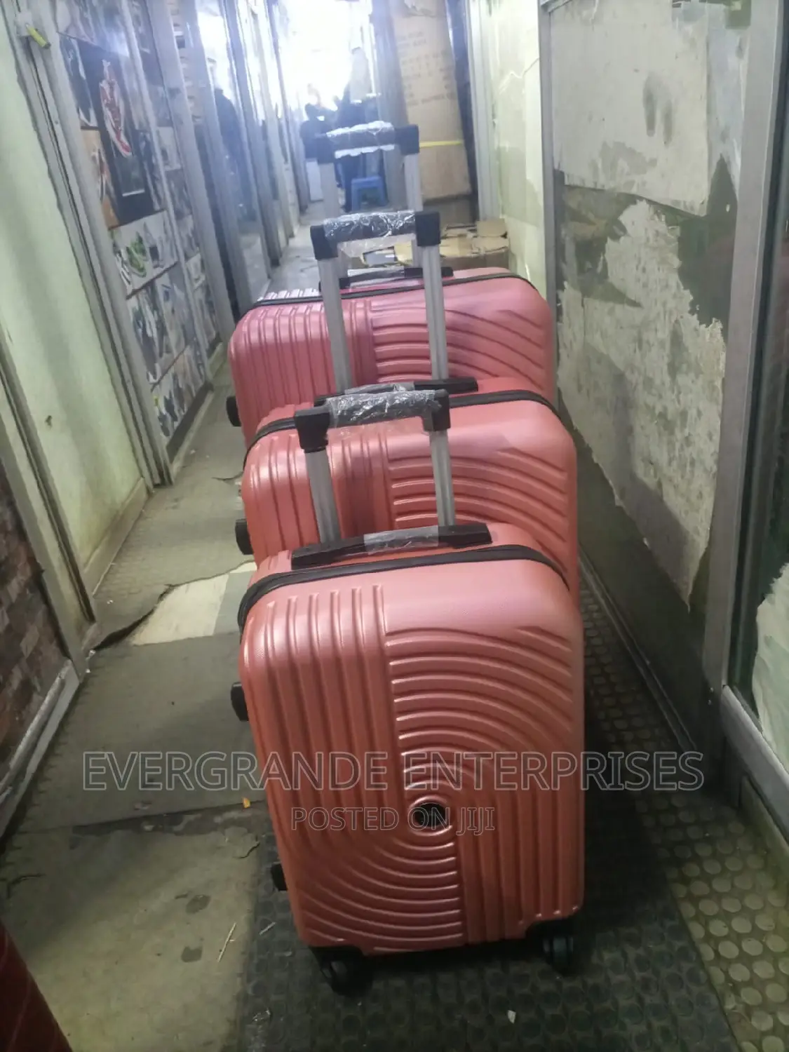 Fibre Suitcase 3 In1 Luxurious