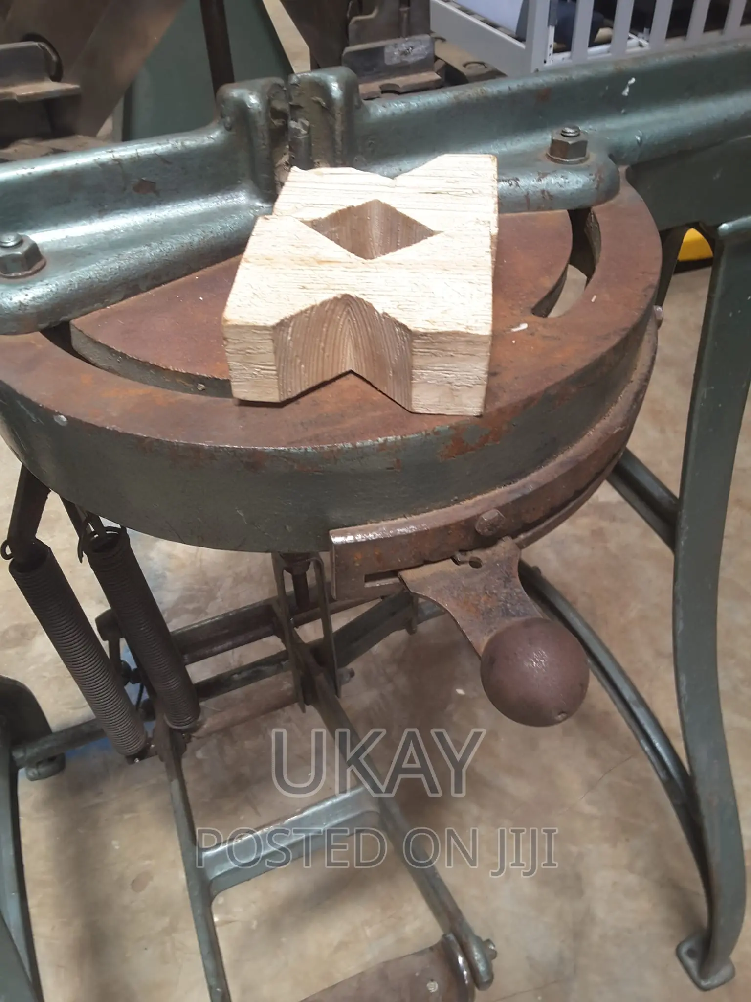 Photo Frame Making Machine.