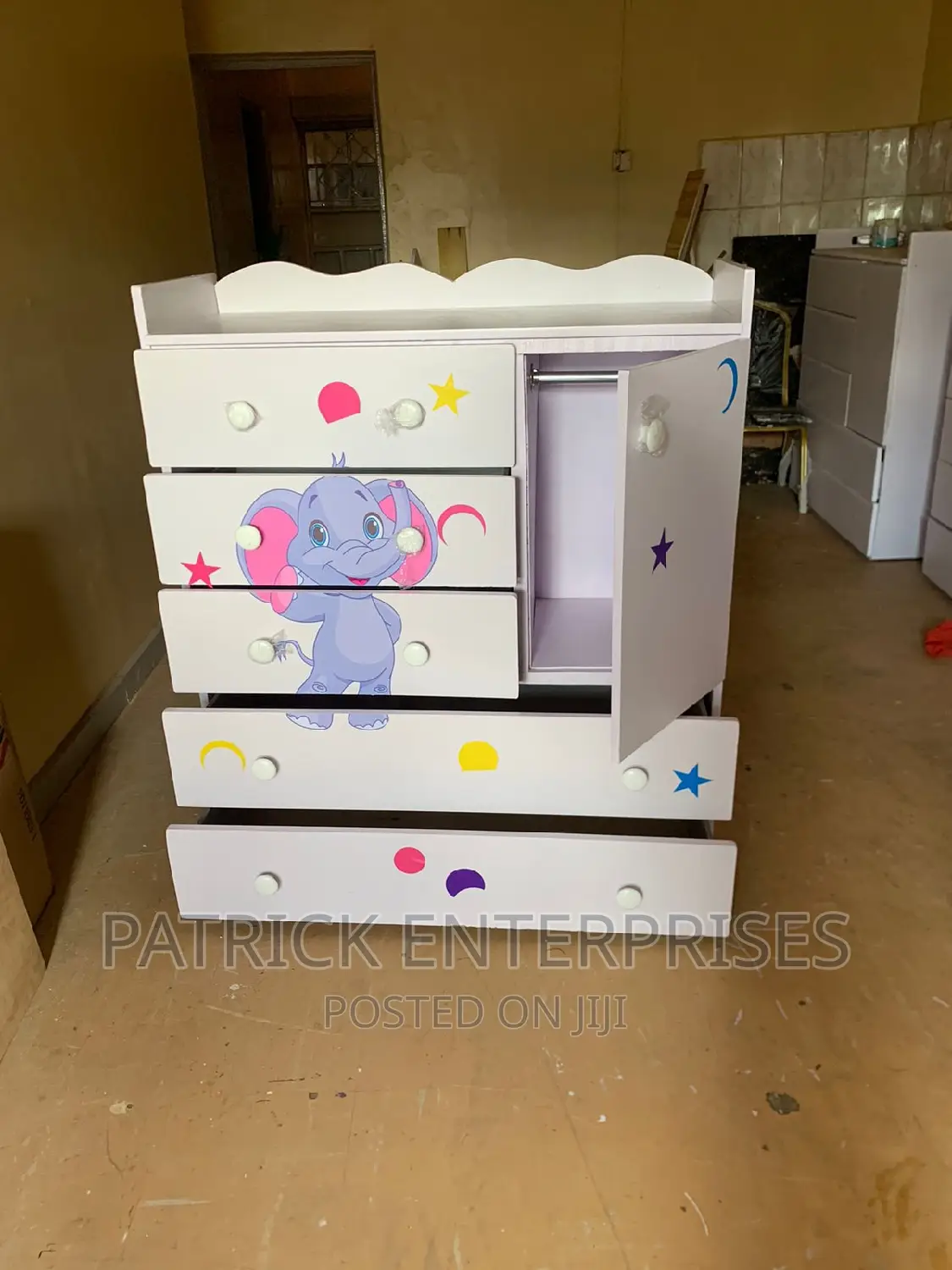 Morden MDF Baby Chest of Drawers 4 by 4 Fitts