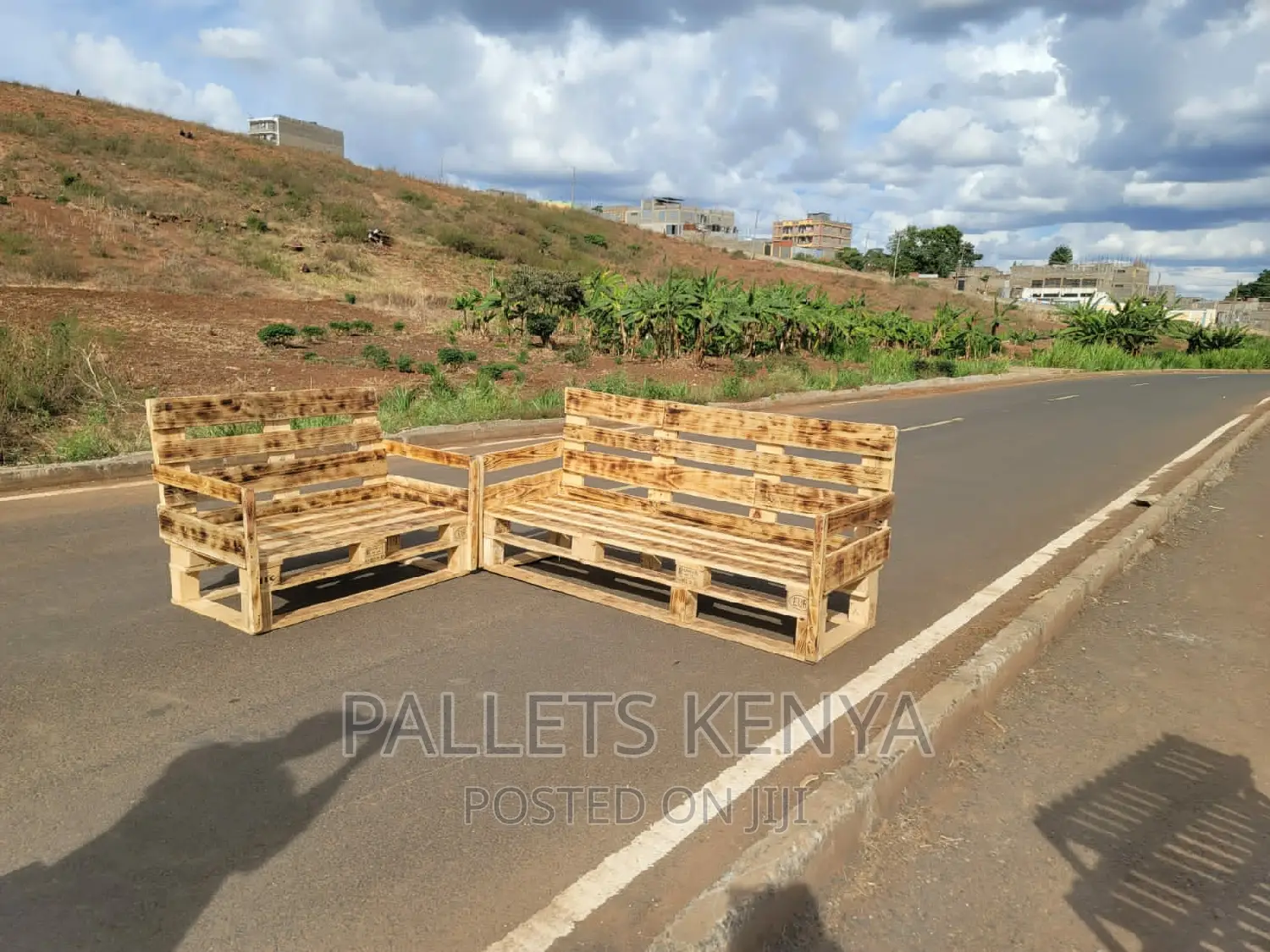 7 Seater Pallet Sofa. (#045)