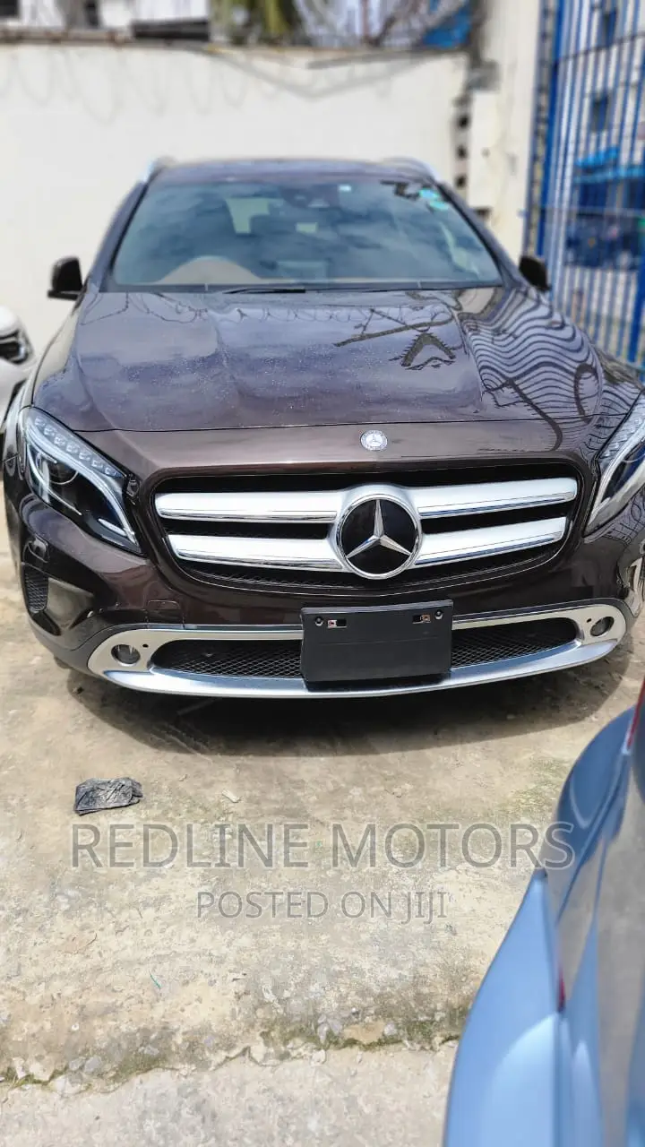 Mercedes-Benz GLA 250 2016 Black
