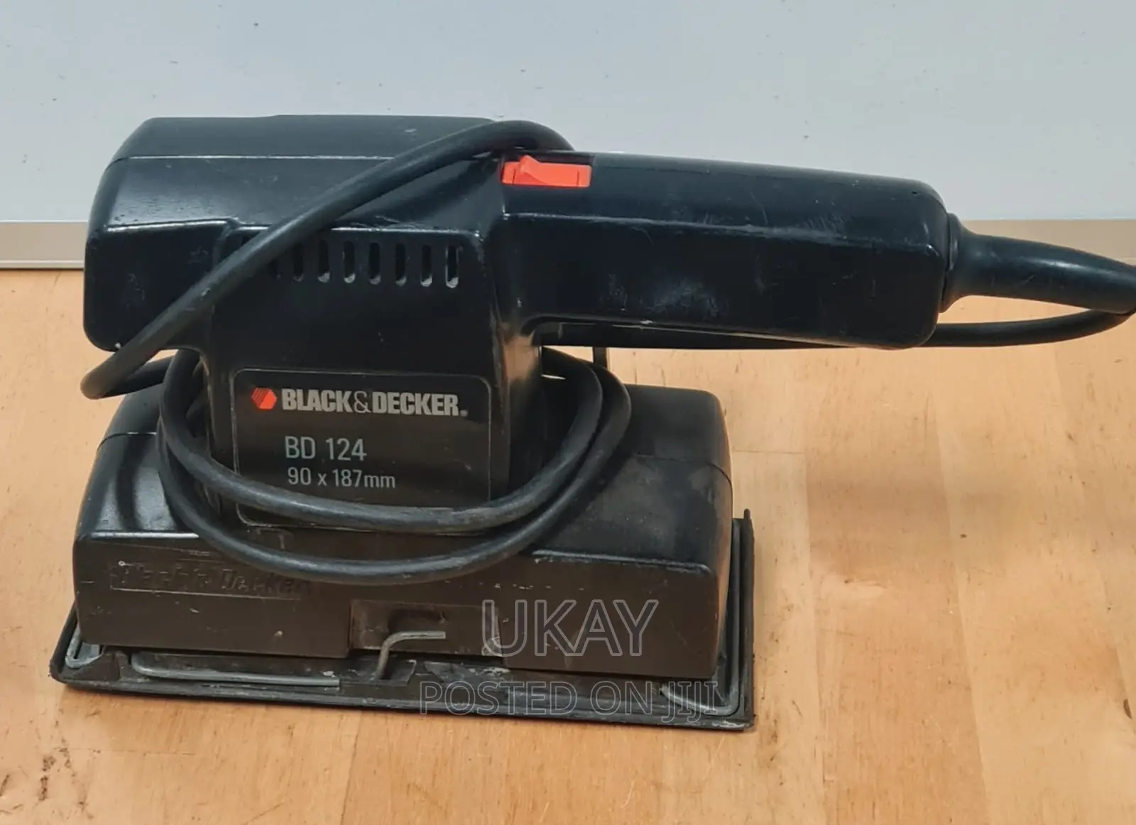 Black Decker ORBITAL Sander.