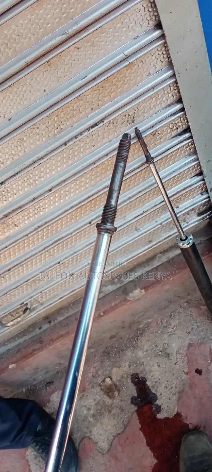 Fielder 4wd,Vitz 4wd Rear Shocks