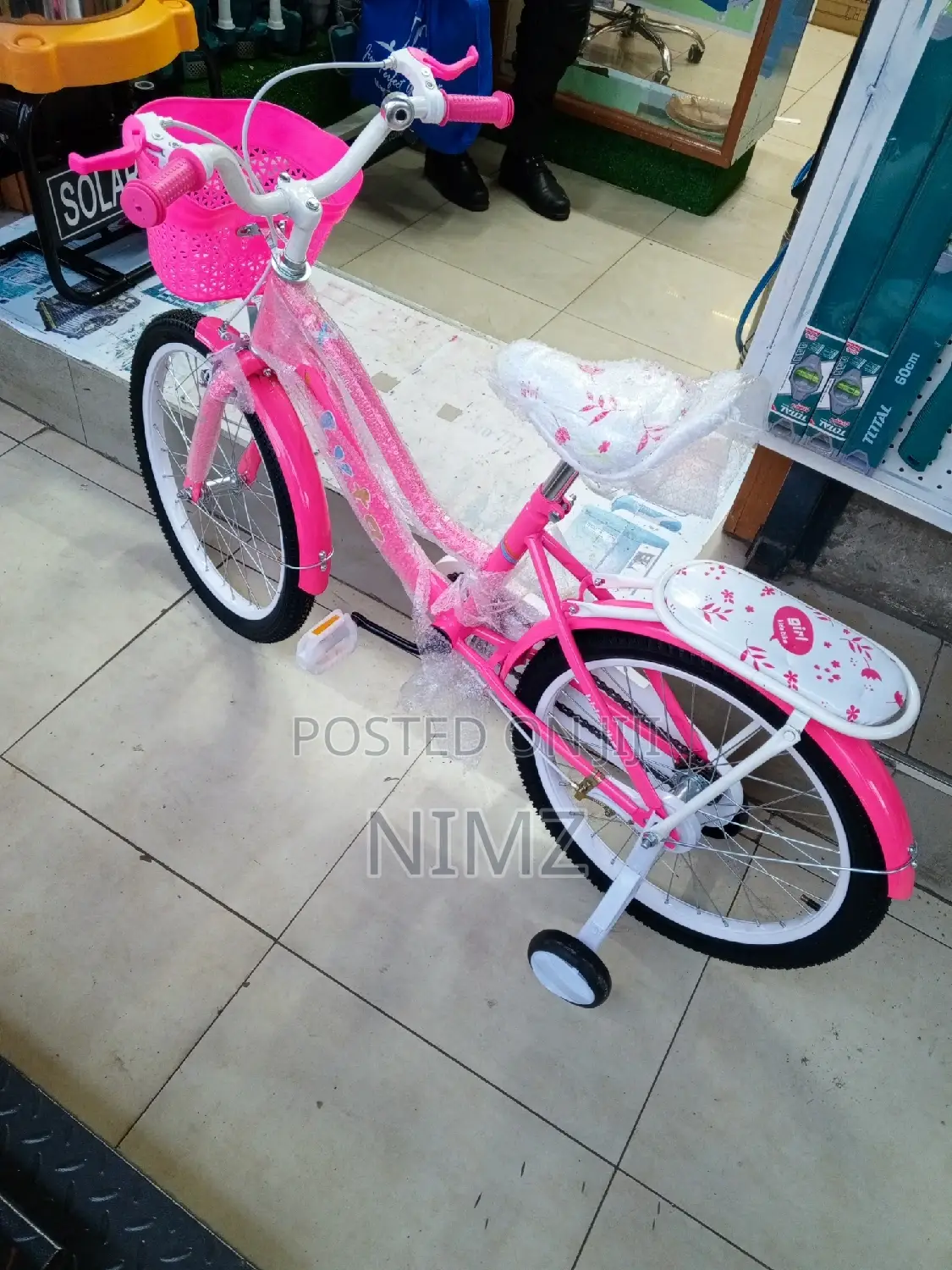 Girls Bike Size 20"