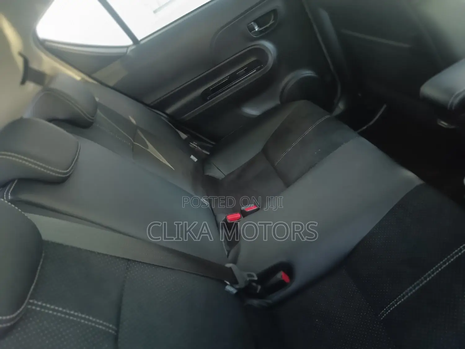 Toyota Aqua 2016 Black