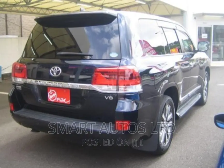 Toyota Land Cruiser 2016 Blue