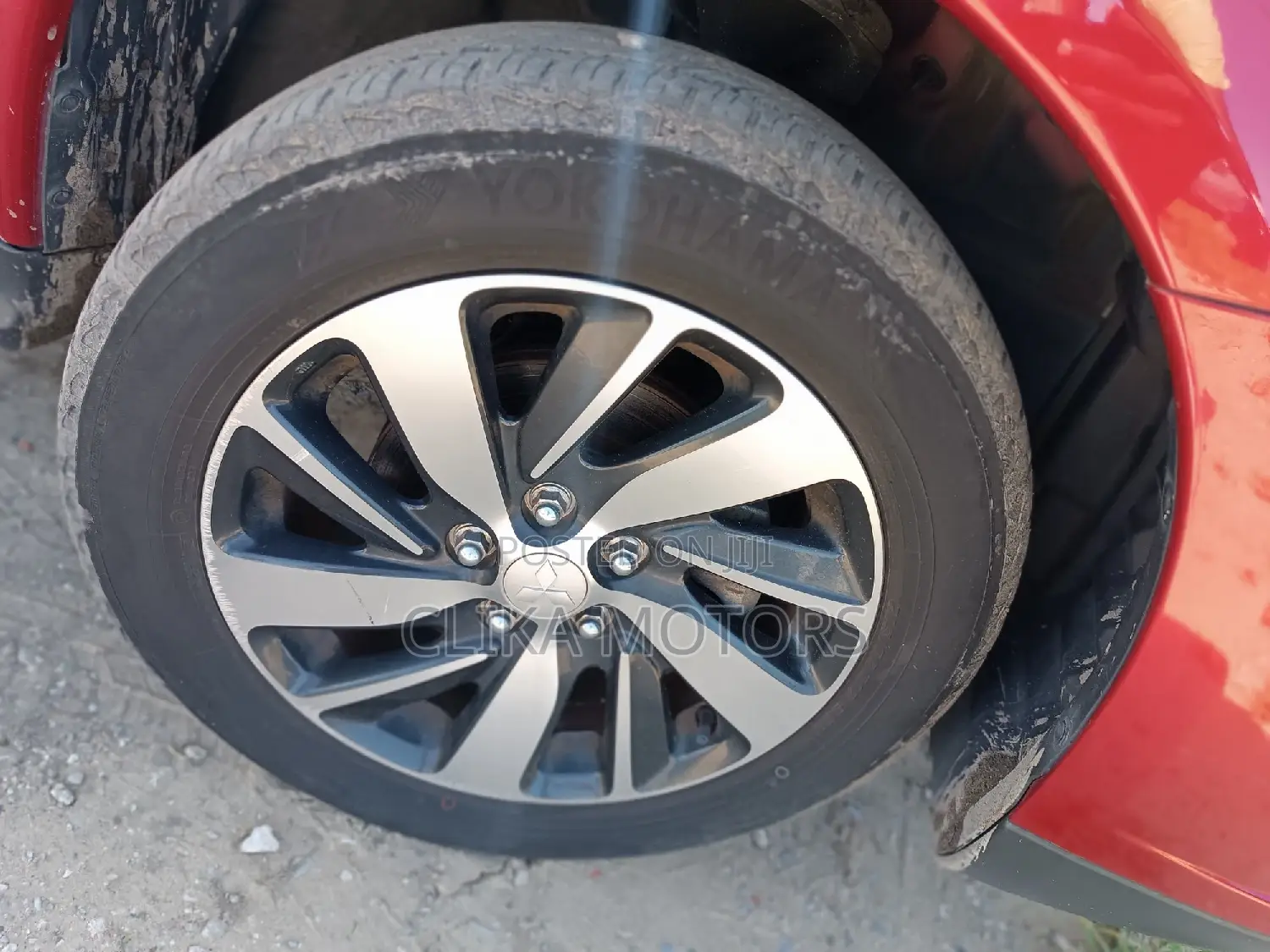 Mitsubishi RVR 2016 Red
