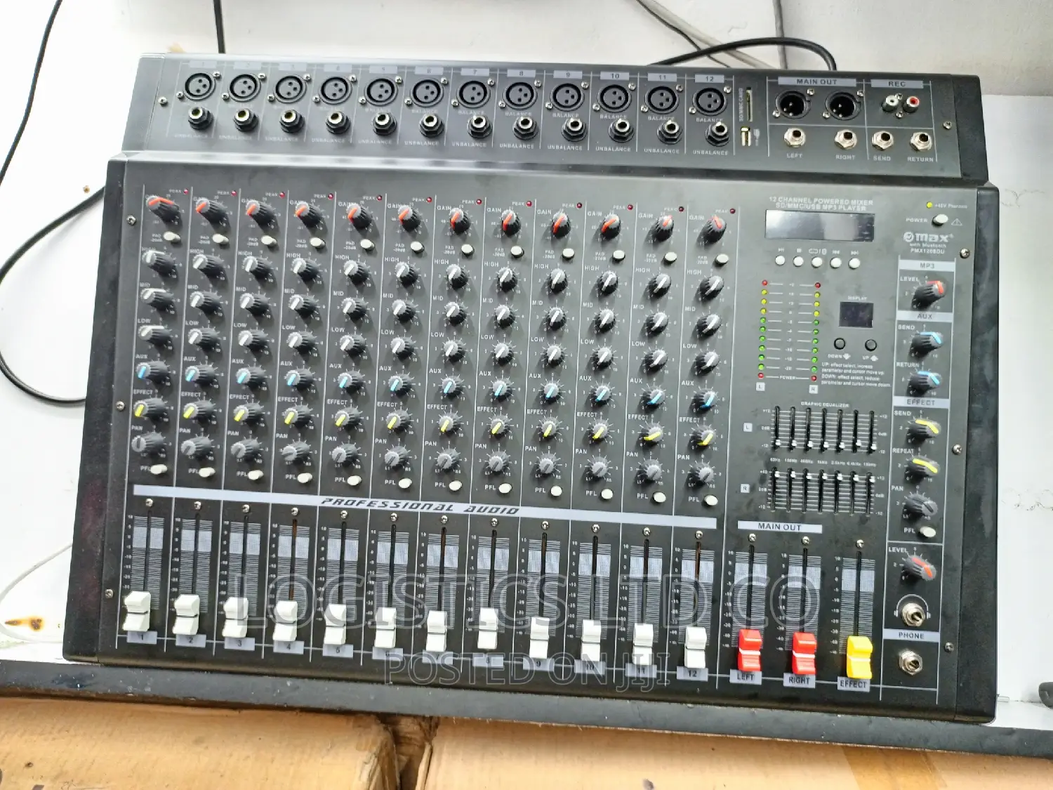 Omax 12channels Powered Mixer 2000w×2